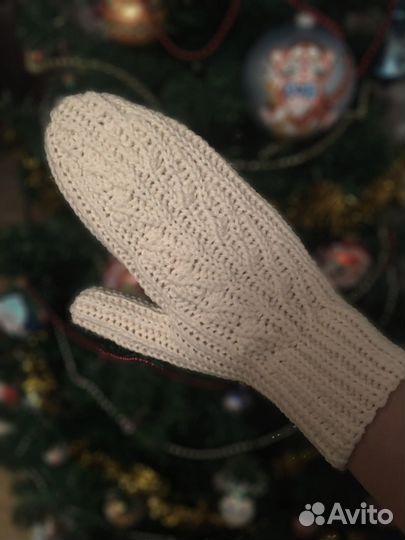 Варежки вязаные ручной работы