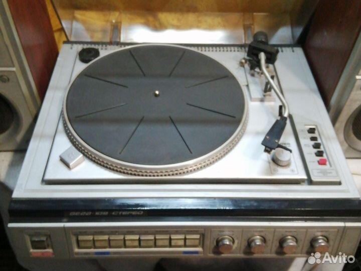 Проигрыватель винила вега 109 Стерео