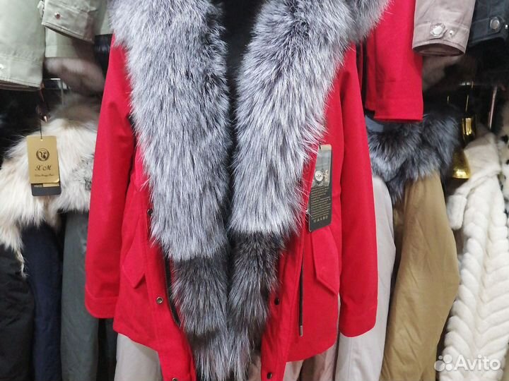 Парка с натуральным мехом