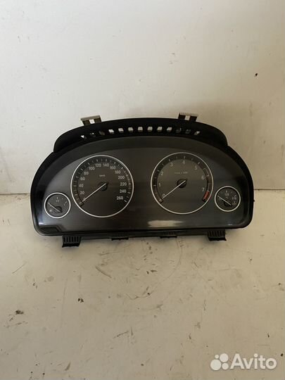 Панель приборов Bmw 5-Series F10