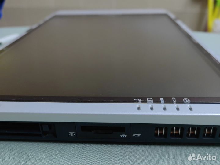 Планшетный компьютер Stylistic ST5112