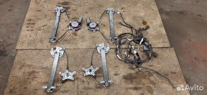 Стеклоподъёмник Nissan Almera n15