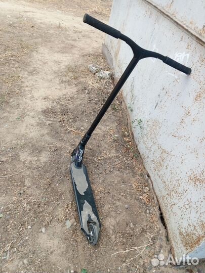 Трюковой самокат tech team provokator