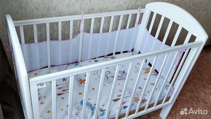 Детская кроватка