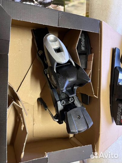 Взрослые крепления горных лыж tyrolia