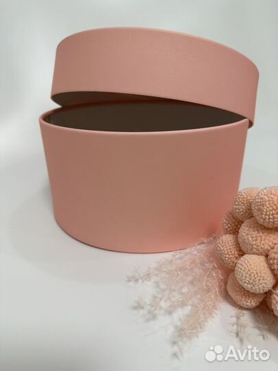 Подарочная круглая коробка