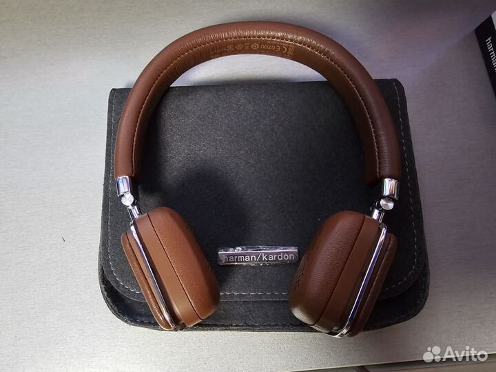 Наушники harman kardon Soho Wireless