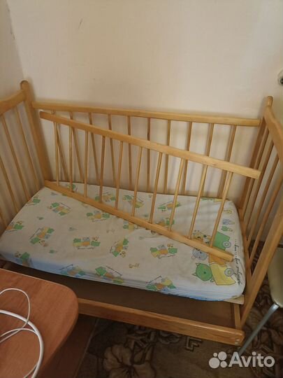 Детская кроватка качалка