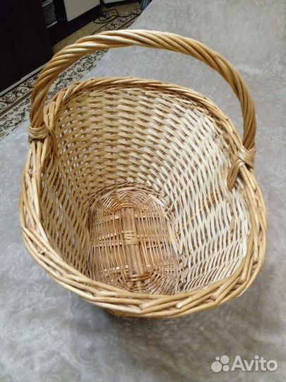 Корзина плетеная большая