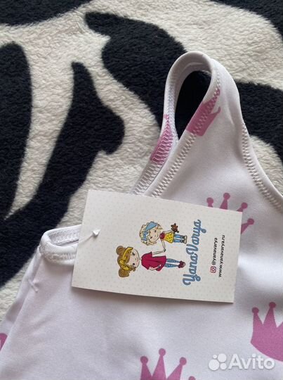 Купальник для девочки (новый) 104 р-р