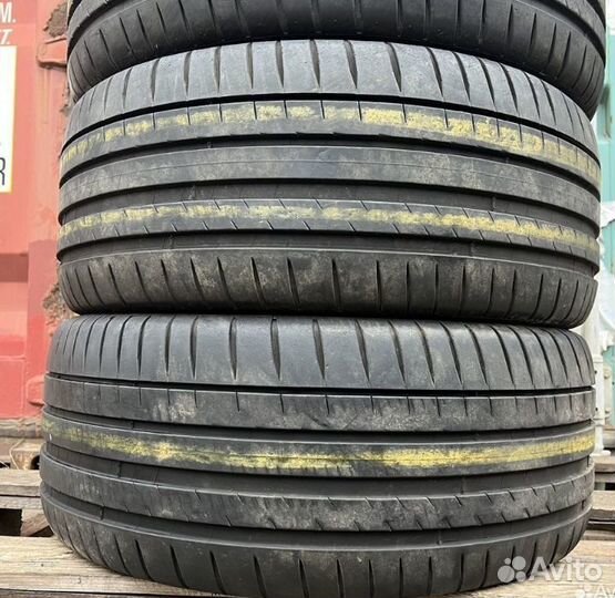 Michelin Pilot Sport 4 225/45 R18 и 245/40 R18