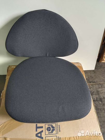 Компьютерные кресла разных цветов (детские)