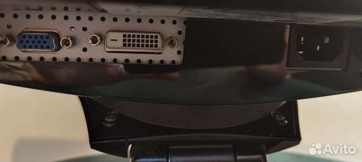 Монитор Samsung 961 BW