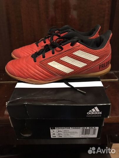 Футзалки adidas predator для подростка р. 40