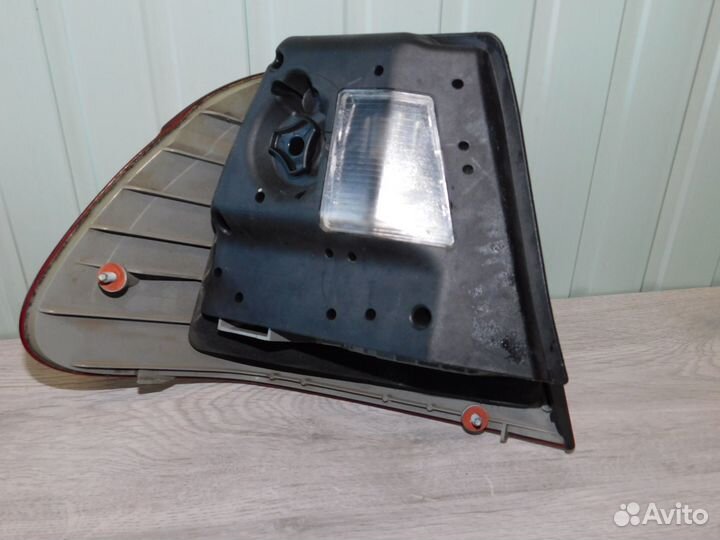 Фонарь задний правый Bmw 3-Series E46 2002