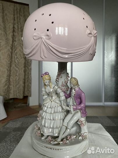 Старинная лампа