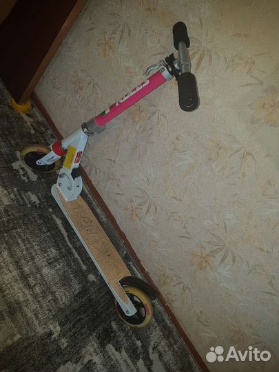 Самокат Roces S15-14508 до 80 кг