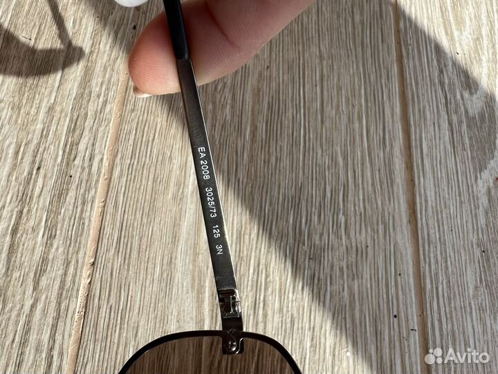 Солнцезащитные очки брендовые