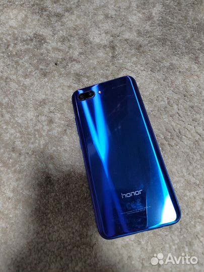 HONOR 10, 4/64 ГБ