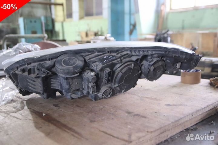 Фара правая на Ситроен C5 X7