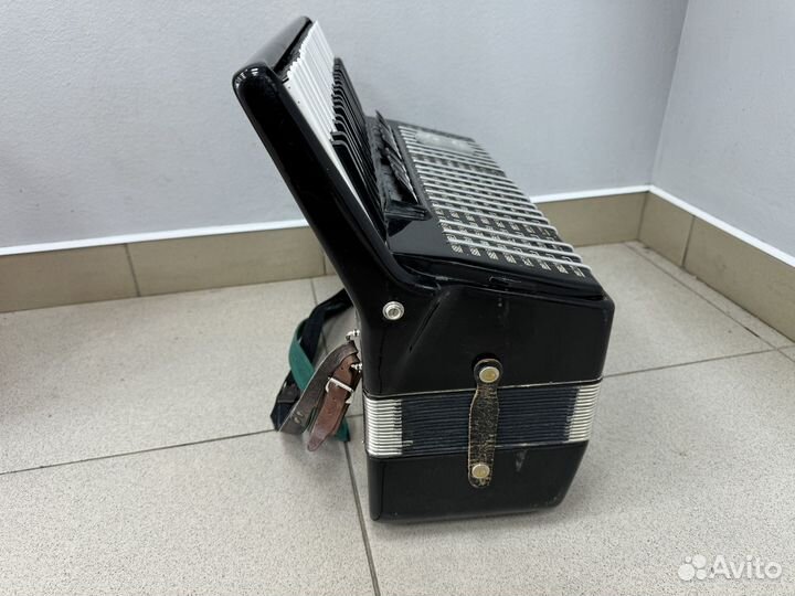 Аккордеон weltmeister stella