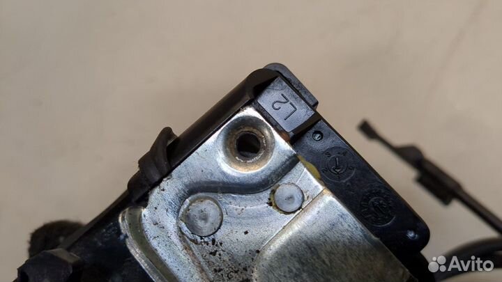 Замок двери левый задний Tesla Model S