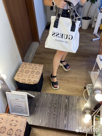 Сумка шоппер guess