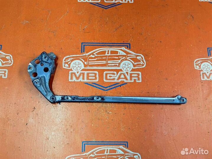 Петля капота w210 E-class 612.961