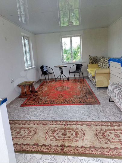 Дом 17,7 м² на участке 8 сот.