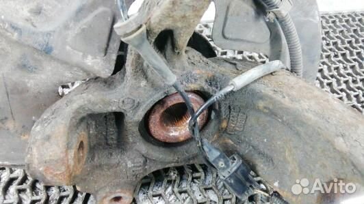 Ступица передняя левая land rover freelander 2 (6A