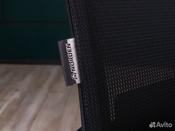 Офисное кресло для менеджера norden