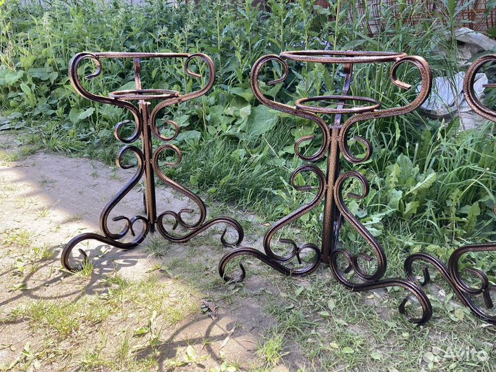 Подставка для цветов