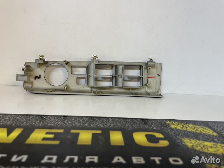 Emgrand EC7 Накладка блока стеклоподъемниками