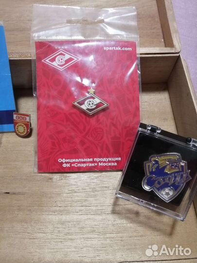 Футбольные значки