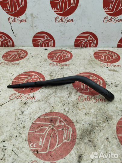 Поводок заднего дворника Nissan Note E11 CR14DE