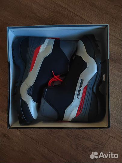 Лыжные ботинки Fischer XC