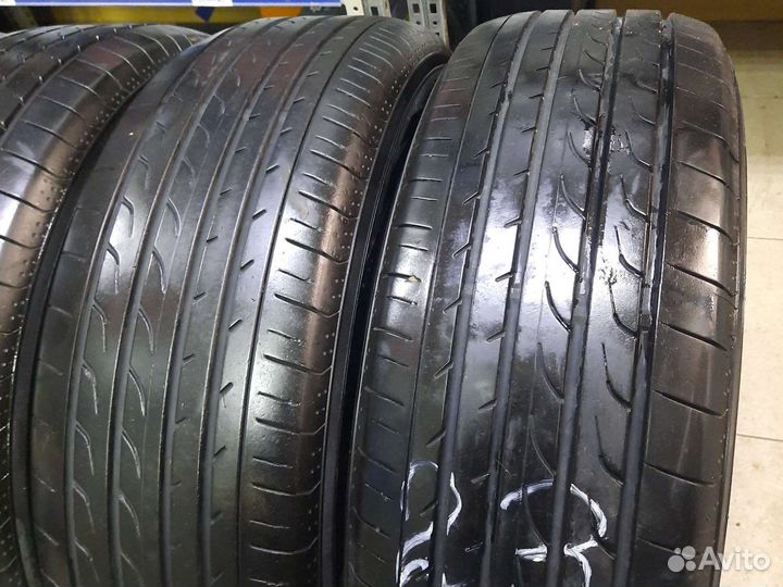 Yokohama BluEarth RV-02 235/65 R18 106V