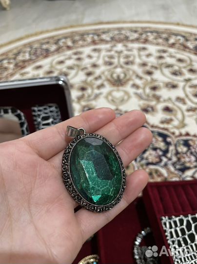 Украшения разные