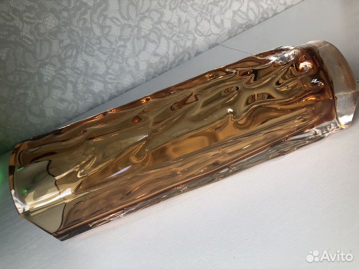 Ваза Кора.лзхс