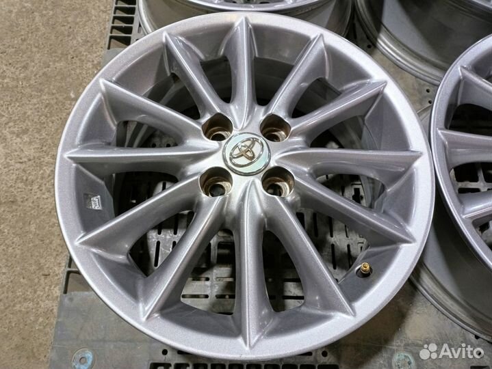 Оригиналы Toyota Corolla Fielder R16 Japan Б/П