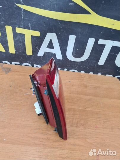 Фонарь задний правый Kia Mohave 1 D6EB 2008-2019