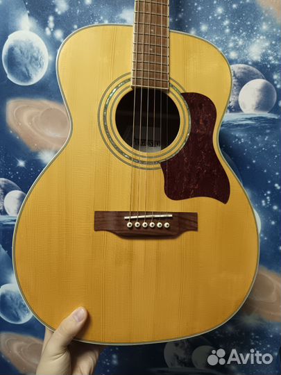 Акустическая гитара