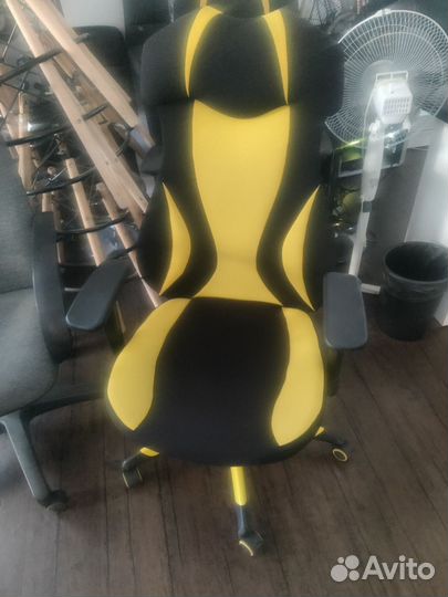 Компьютерное кресло