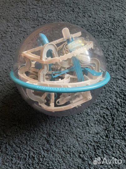 Головоломка-лабиринт Бронь