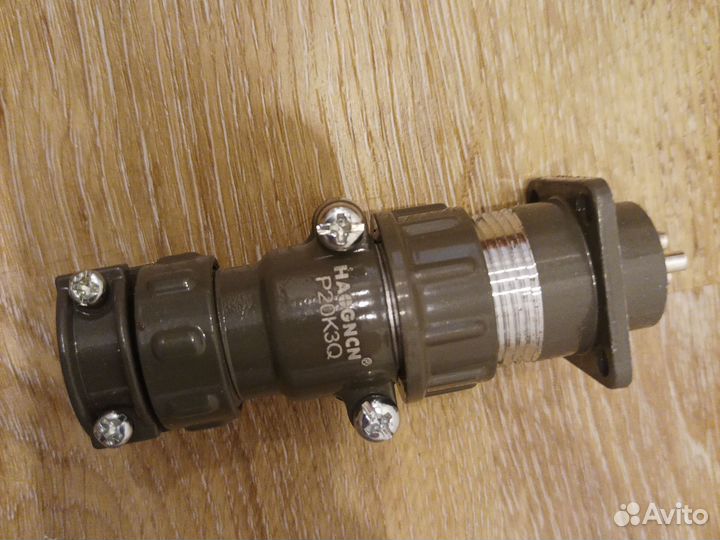 Розеточный штеккер