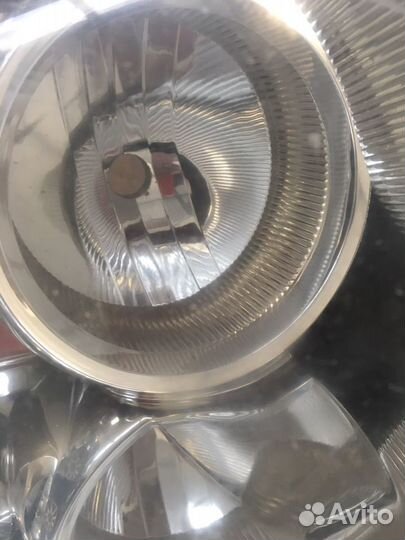 Фара передняя правая Toyota RAV4(1648)