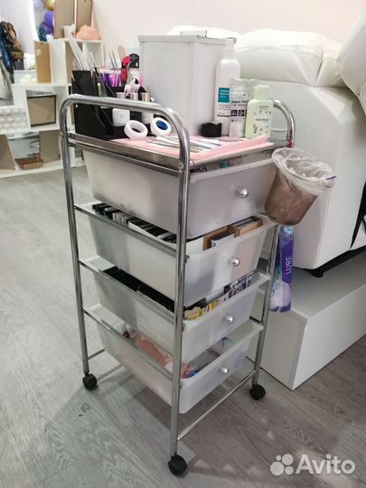 Тележка косметологическая с ящиками