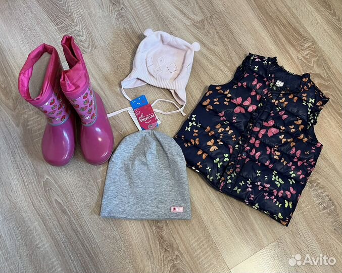 Комплект вещей на девочку
