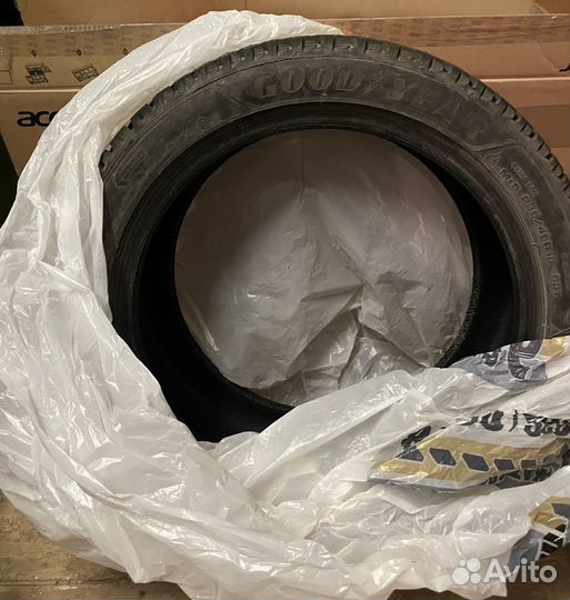 Goodyear Ultra Grip Ice Arctic 2 235/45 R18