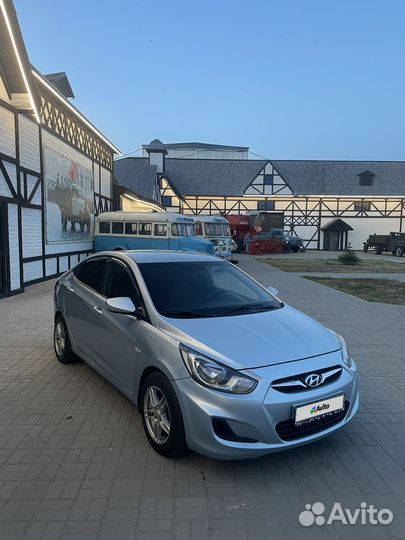 Hyundai Solaris 1.4 AT, 2011, 141 000 км